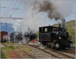 Festival Suise de la vapeur 2016: Gleich drei Blonay - Chamby Loks rangieren in Vevey, um den  Riviera Belle Epoque  Zug für die Anschlussreisenden von St-Sulpice zu formieren.
14. Mai 2016