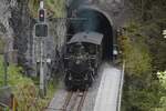 Die HG 3/3 der Brünignostalgiebahn fährt am 26.05.2026 im Wetterloch abwärts Richtung Giswil OW.
Aufgenommen habe ich das Foto von der Bergstrasse neben dem Trasse aus.