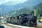 BDB Ballenberg Dampfbahn Dampfzug 2255D von Interlaken Ost nach Grindelwald am 06.08.1994 Einfahrt Grindelwald mit Zahnrad-Dampflok HG 3/3 1067 - F 51 - BC 28 - C 31.