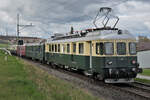 WHISKY TRAIN 2022.
Mit der historischen Dampfbahn um die drei Seen.
Für die Gourmet-Fahrten der vielen Geniesser standen am 9. und 10. April 2022 die Eb 3/5 Nr. 5810, ex SBB (SLM, 1911) von der Dampfbahn Bern (DBB) sowie der BDe 4/4 ll 201 „BURGDORF“  vom Verein Pendelzug Mirage (VPM) im Einsatz.
Die vielen bunten Personenwagen haben verschiedene Museumsbahnen zur Verfügung gestellt.
Foto: Walter Ruetsch