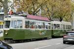 Der Be 4/4 107 mit dem B 337 als Shuttle zum Depot Bolligenstrasse am 28.10.23 nach der Abfahrt beim Wankdorf Center.