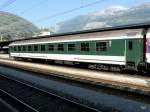 SBB - Personenwagen 2 Kl.  Bpm 51 85 21-70 331-5 im Bahnhof Chur am 22.04.2011