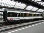 SBB - Gepckwagen D 50 85 92-75 301-8 (ex SNCF) im Hauptbahnhof von Zrich am 06.05.2009