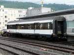 SBB - Abgestellter Gepckwagen D 50 85 92-75 300-0 im Bahnhof Biel am 20.06.2010