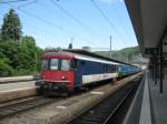 RE 3226 im Bahnhof Burgdorf, 01.08.2010.