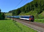 Ein BDt-Gepcksteuerwagen Richtung Olten am 27.08.2012 unterwegs bei Tecknau.