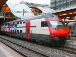 SBB - Doppelstocksteuerwagen Bt 50 85 26-94 934-4 im Bahnhof Bern am 09.11.2009