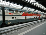 SBB - Doppelstock Speisewagen WRB 50 85 88-94 013-2 im HB Zürich am 29.06.2016