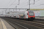 IC 2000 Steuerwagen Bt 50 85 26-94 908-8 durchfährt am 17.02.2025 den Bahnhof Rothrist.