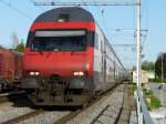 SBB - RE Biel - Bern bei der ausfahrt aus dem Bahnhof Mnchenbuchsee nach Bern am 10.04.2011