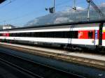 SBB - Personenwagen 2 Kl. Bpm 51 85 20-90 243-7 im Bahnhof Chur am 22.04.2011