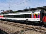 SBB - Personenwagen 1 Kl. Apm 61 85 10-90 219-9 im Bahnhof Sissach am 05.05.2014