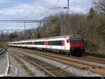 SBB - Bt 50 85 28-94 936 an der Front eines IR nach Brig bei der durchfahrt im Bahnhof von Mies am 06.03.2020