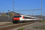 IC Steuerwagen Bt 50 85 28-94 926-8 durchfährt den Bahnhof Gelterkinden.