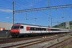 IC Steuerwagen Bt 50 85 28-94 981-3 durchfährt den Bahnhof Sissach.