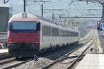 Bt4 am Zugschluss des IR 90 nach Genf Flughafen der am 13.8.22 fast den Bahnhof Châteauneuf-Conthey passiert hat.