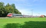 Der noch grne Bt IC 50 85 28-94 939-1 an der Spitze des RE 3224 bei Hindelbank, 21.09.2013.