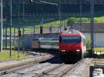 SBB - Re Zürich-Bern bei der durchfahrt im Bahnhof Wynigen am 20.05.2014