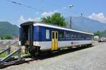 Der B EWI NPZ 50 85 20-35 267-7 hat ausgedient und dient nun noch als Betriebswehr-bungswagen in Bellinzona, 05.06.2015.