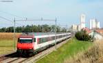 IR 2520 (Luzern-Geneve-Aeroport) mit Schublok Re460 098-7 bei Ddingen 3.10.09