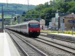 SBB -Schnellzug bei der durchfahrt im Bahnhof von Sissach am 15.06.2012