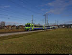 BLS - Regio nach Bern - Thun an der Spitze der Steuerwagen ABt 50 85 80-35 982 unterwegs bei Lyssach am 18.12.2020