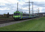 BLS - Steuerwagen ABt  50 85 80-35 963 an der Spitze als Regio nach Bern - Thun unterwegs bei Lyssach am 09.04.2022