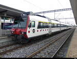 tpf / SBB - Regio von Ins nach Romont am Schluss der Steuerwagen ABt 50 85 39-43 899-6 am 14.01.2023