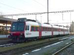 SBB / RegionAlps - Steuerwagen ABt 50 85 39-43 941-6 mit Triebwagen RBDe 4/4 560 402-0 im Bahnhof Herzogenbuchsee am 30.11.2008