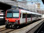 SBB - Regio nach Yverdon les Bains inm Bahnhof Fribourg am 09.04.2011