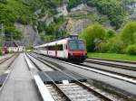 SBB - Re  von Biel nach La Chaux de Fonds bei der durchfahrt im Bahnhof Reuchenette-Pery am 20.05.2013