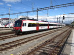 SBB - Reserve Pendelzug an der Spitze der Steuerwagen ABt 50 85 39-43 881-4 im Bahnhofsareal in Biel am 13.07.2016