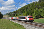 IC Steuerwagen Bt 50 85 28-94 955-7 fährt am 28.08.2022 Richtung Bahnhof Tecknau.