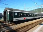 SBB - 2 Kl. Personenwagen B 50 85 21-73 310-7 im Bahnhof Biel am 28.08.2011