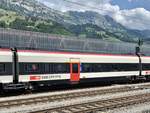 SBB Giruno 1. Klasse Wagen J A4 501 93 85 3 501 203 am 25.7.20 in Frutigen.