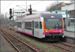 Ur-GTW. 

Einer der drei Prototypen von Stadler. Eingesetzt waren sie von 1996-2003 als Seehäsle in Deutschland. Mit diesen Zügen wurde der Personenverkehr auf der Strecke Radolfzell-Stockach wieder aufgenommen. Man möge mir die Bildqualität verzeihen, das war noch ein 3 MPx-Kamera, zum Aufnahmezeitpunkt durchaus auf der Höhe der Zeit. Wahrscheinlich die einzigen Schweizer Diesel-GTW, die aber ausschließlich in Deutschland benutzt wurden. Da es der unmittelbare Vorgänger der deutschen GTW ist, habe ich ihn einmal in die Baureihe 646 mit einsortiert, trotz Schweizer Nummer ist er genau das. Radolfzell 2003. 

Gebaut: 1995/96 für die MThB (Bm 596) von Stadler (Prototypen), Vmax: 120 km/h.
