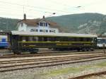 OeBB - Speisewagen  WR 401 in Balsthal am 30.09.2012 .. Standort des Fotografen auf einer Strasse