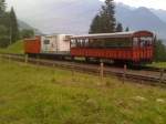 VRB Lok 18 mit Gterwagen Kk26 sowie Vorstellwagen B2 unterwegs nach Rigi Staffel fr den Ablad von Getrnken sowie als Entlastung des Kurszuges 1158 am Rigi Schwingfest 2009