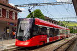 Ein Triebwagen mit der Nummer 4001  Waldegg  steht in Appenzell Bahnhof. 27.6.20