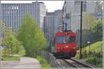 Regionalzug aus Gais mit BDeh 4/4 13 erreicht den Gterbahnhof St.Gallen, gleicher Standpunkt wie vorheriges Bild, Blickrichtung Ost. (05.04.2011)
