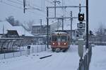 ASM BTI Aare Seeland mobil AG Biel-Täuffelen-Ins-Bahn: Be 4/4 302 + Fa 572 + Fa 571 + Fa 576 + Be 4/4 304, Zug 8250 Sutz-Finsterhennen, Ankunft in Täuffelen, 10.