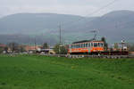 Aare Seeland Mobil/ASm.
Seltener Messzug auf dem Streckenabschnitt Langenthal-Niederbipp-Langenthal.
Be 4/4 103 mit UA 266 bei Niederbipp am 16. April 2019.
Foto: Walter Ruetsch 