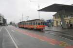 Be 4/4 103+303 in Solothurn auf dem Bahnhofplatz, 25.01.2012.