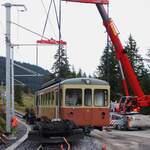 BLM Bergbahn Lauterbrunnen-Mürren: Be 4/4 31 (SWS/MFO 1966, ex OJB Be 4/4 82), Abheben des Wagenkastens von den Drehgestellen, Winteregg, 24.