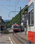 In Hölstein kreuzen sich die halbstündliche verkehrenden Waldenburgerbahn-Züge.
22. Juni 2017
