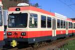 Lange sind die Wagen gefahren, da kommen schon gefahrene Kilometer zusammen. Ein Steuerwagen der ehemaligen Waldenburgerbahn am 08.04.2021 bei Bubendorf bereit zum Abtransport.