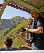 . Bahnbildergipfeltreffen in Brienz - Mit der Bahn ging es nach dem Mittagessen wieder zurck nach Rothorn Kulm. berwltigt von der herrlichen Aussicht, genieen die BB Fotografen (Andreas, Olli und Silvan) die Bergfahrt mit der BRB (Brienz Rothorn Bahn). 28.09.2013 (Jeanny)