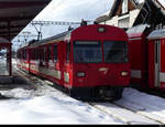 CJ - Einfahrender Regio an der Spitze der Steuerwagen ABt 714 im Bahnhof von Saignelégier am 20.01.2021