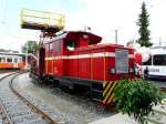 BD - Diesellok Tm 2/2 51 mit Turmwagen X 304 im Depotareal von Bremgarten beim Bahnfest am 29.05.2010