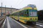 Be 4/4 der TN mit Steuerwagen 554 voran wartet am 13.02.2009 am Place Pury auf Fahrgste nach Boudry.